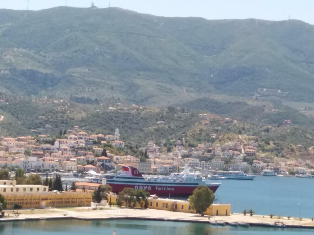 Forest & Sea Apartment Poros Town Exterior foto